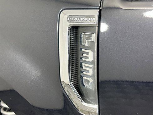 Used 2019 Ford F350 Platinum w/ Platinum Ultimate Package image 29
