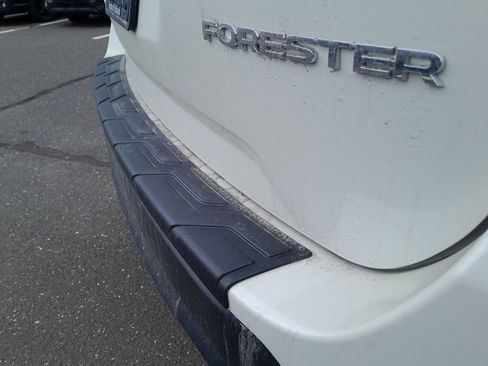 Used 2023 Subaru Forester AWD/4WD image 41