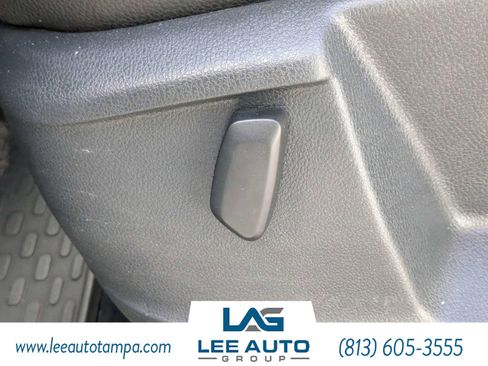 Used 2017 Volkswagen Tiguan S FWD image 18