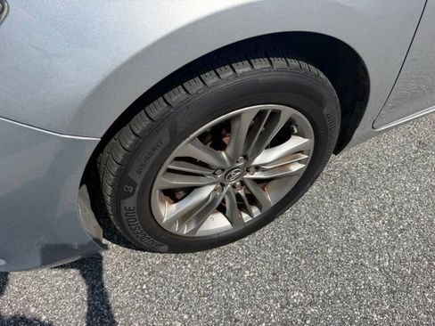 Used 2015 Toyota Camry SE FWD image 9