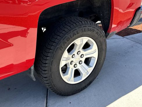 Used 2019 Chevrolet Silverado 1500 LT w/ All Star Edition AWD/4WD image 8