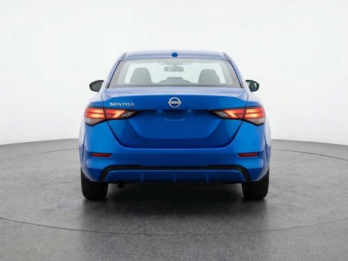 Used 2025 Nissan Sentra SV image 7