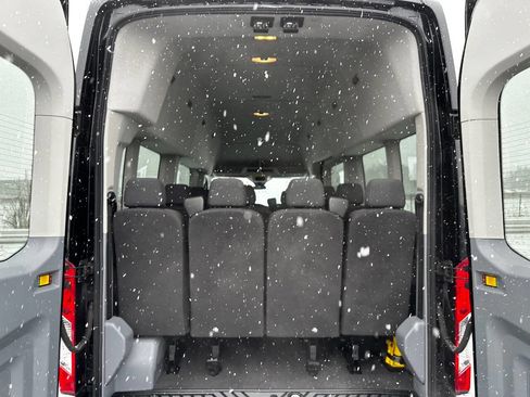 Used 2017 Ford Transit 350 XL image 18