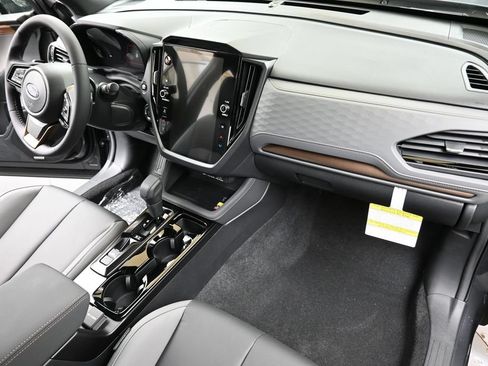 New 2026 Subaru Forester Touring AWD/4WD image 13