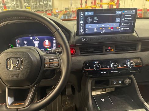 Used 2026 Honda Passport TrailSport image 40