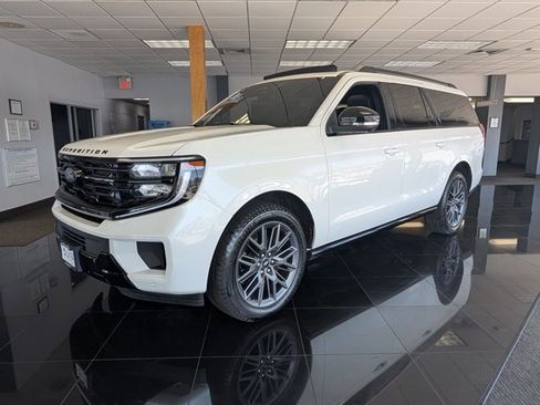 Certified 2025 Ford Expedition Max Platinum w/ Stealth Performance Package AWD/4WD image 6