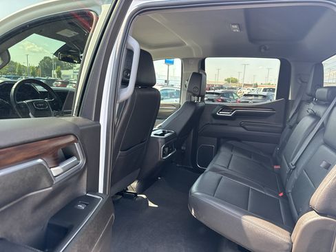 Certified 2023 GMC Sierra 1500 SLT w/ SLT Premium Package AWD/4WD image 32