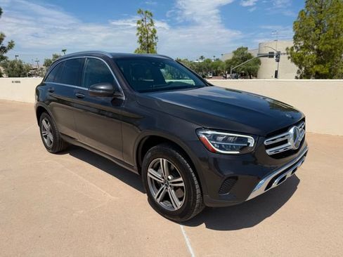 Used 2020 Mercedes-Benz GLC 300 image 10