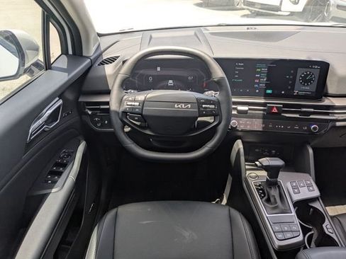 New 2026 Kia Sportage SX FWD image 19