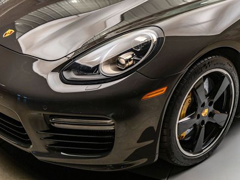 Used 2016 Porsche Panamera Turbo S image 21