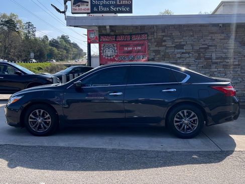 Used 2016 Nissan Altima 2.5 S w/ Power Driver Seat Package image 3