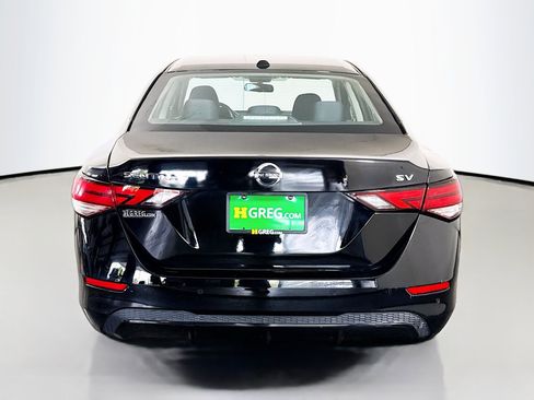Used 2024 Nissan Sentra SV FWD image 8