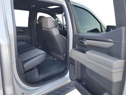 Used 2022 Chevrolet Silverado 1500 ZR2 image 23