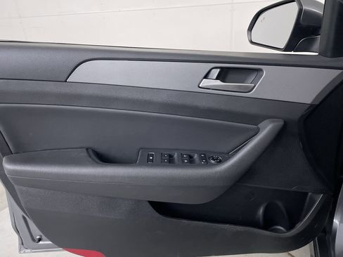 Used 2018 Hyundai Sonata SEL image 10