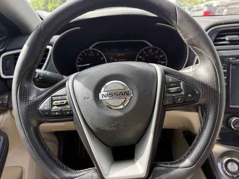 Used 2016 Nissan Maxima Platinum FWD image 24