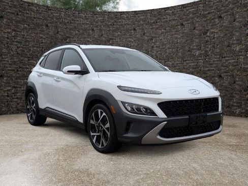 Used 2022 Hyundai Kona Limited w/ Cargo Package AWD/4WD image 2