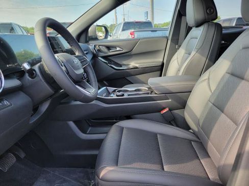 New 2027 Chevrolet Equinox LT w/ Convenience Package II AWD/4WD image 8