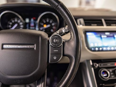 Used 2017 Land Rover Range Rover Sport HSE image 25