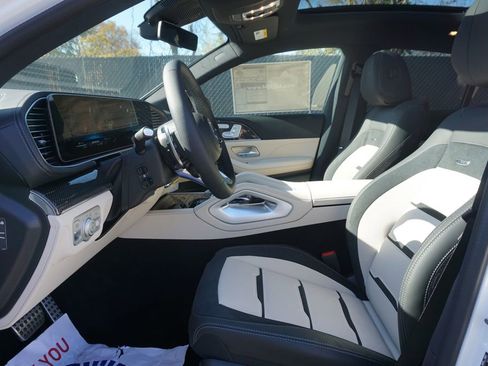 New 2026 Mercedes-Benz GLE 53 AMG 4MATIC Coupe image 9