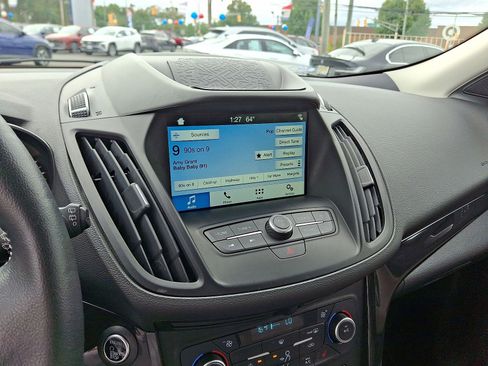 Used 2019 Ford Escape SEL image 20