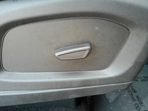 Used 2023 Ford Explorer XLT RWD image 20