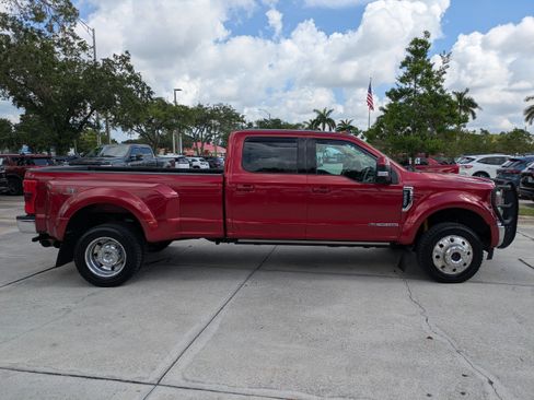 Used 2019 Ford F450 Lariat w/ Lariat Ultimate Package AWD/4WD image 3