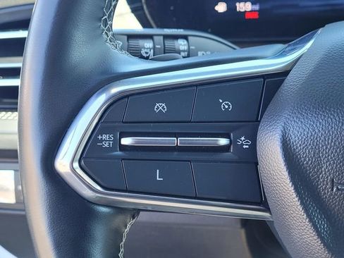 Used 2024 Chevrolet Traverse LT FWD image 15