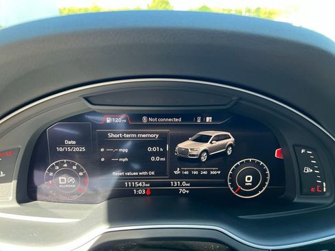 Used 2017 Audi Q7 3.0T Prestige w/ Prestige Package image 34