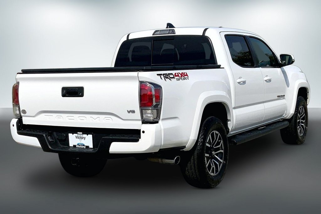 Used 2020 Toyota Tacoma TRD Sport w/ Exterior Package AWD/4WD image 11