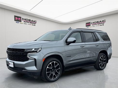 Used 2023 Chevrolet Tahoe RST image 3