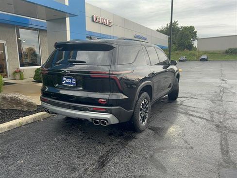 Used 2026 Chevrolet Traverse Z71 AWD/4WD image 7