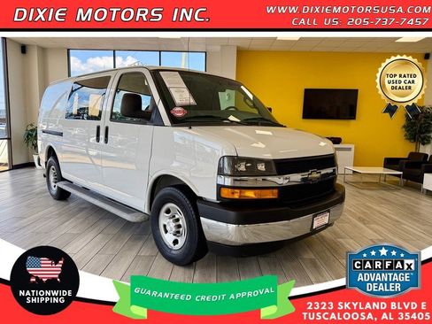 Used 2018 Chevrolet Express 2500 w/ Driver Convenience Package RWD image 1