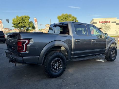 Used 2019 Ford F150 Raptor w/ Equipment Group 802A Luxury AWD/4WD image 19