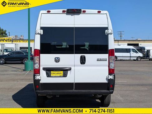 Used 2023 RAM ProMaster 2500 FWD image 6