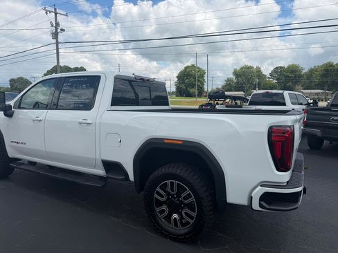 Used 2020 GMC Sierra 2500 AT4 w/ AT4 Premium Package AWD/4WD image 9
