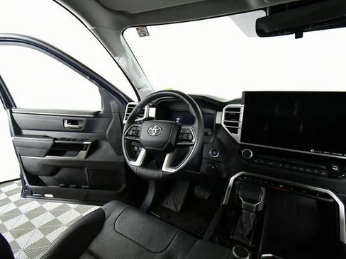 Used 2024 Toyota Tundra Limited image 19