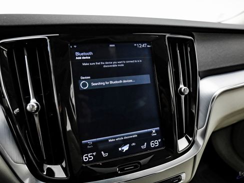 Used 2020 Volvo V60 T5 Momentum w/ Protection Package Premier image 62