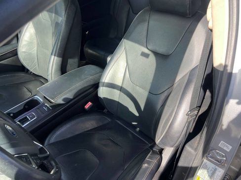 Used 2020 Ford Fusion Titanium image 15