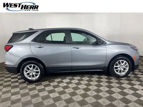 Used 2023 Chevrolet Equinox LS w/ Driver Confidence II Package FWD image 20