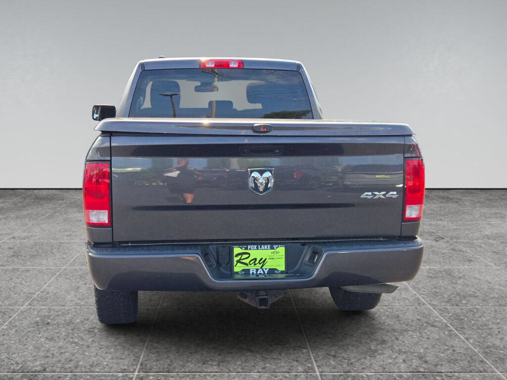 Certified 2018 RAM 1500 Express AWD/4WD image 14