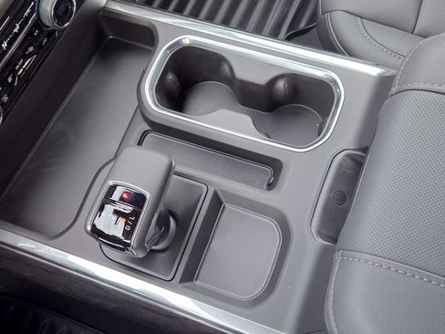 New 2026 Chevrolet Silverado 1500 LTZ w/ Z71 Off-Road Package AWD/4WD image 15