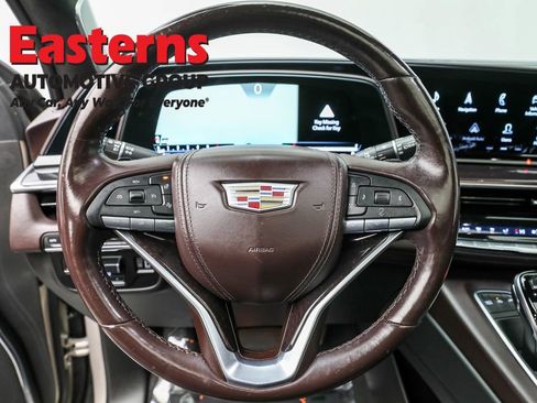 Used 2021 Cadillac Escalade ESV Premium Luxury Platinum image 10