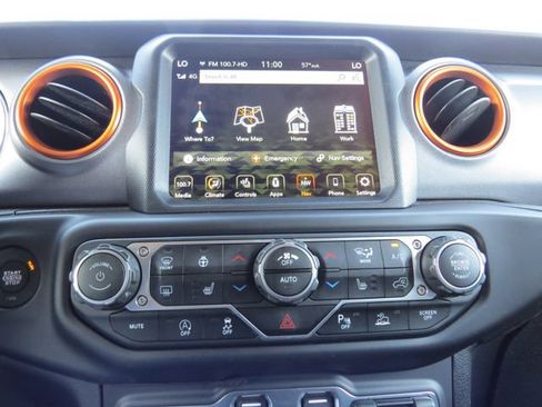 Used 2021 Jeep Gladiator Mojave AWD/4WD image 20