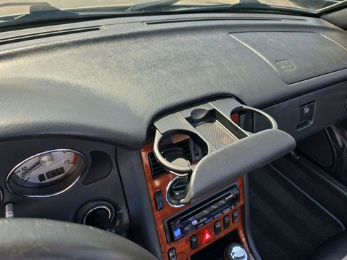 Used 2004 Mercedes-Benz SLK 320 image 26