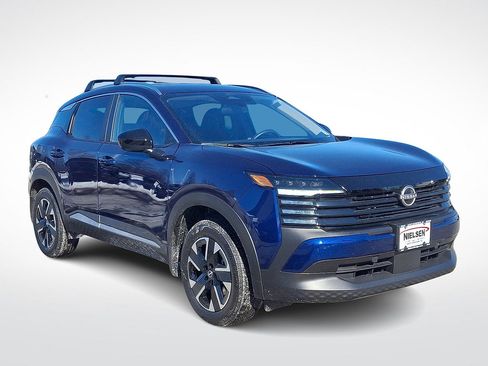 Used 2026 Nissan Kicks SV w/ Charging Package image 1