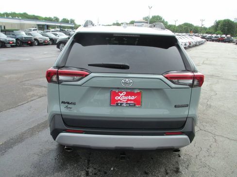 Used 2022 Toyota RAV4 Adventure w/ Convenience Package AWD/4WD image 6
