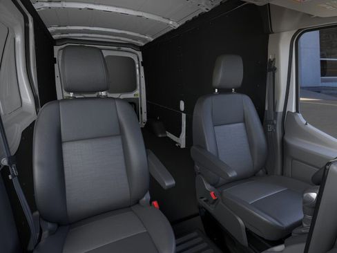 New 2026 Ford Transit 250 148 Medium Roof w/ Load Area Protection Package RWD image 10