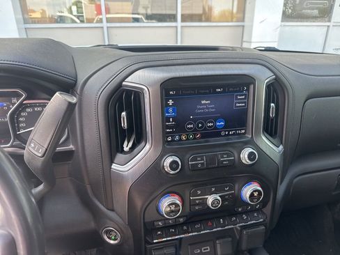 Used 2021 GMC Sierra 1500 Denali w/ Denali Carbonpro Edition AWD/4WD image 6