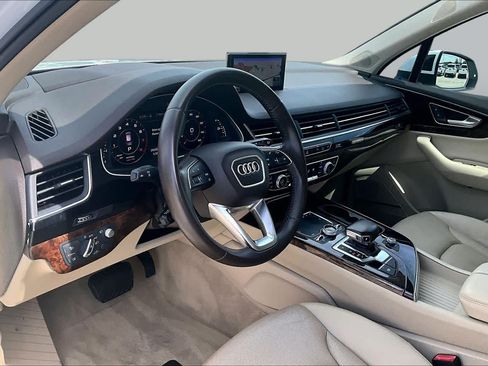 Used 2018 Audi Q7 3.0T Prestige w/ Prestige Package AWD/4WD image 16