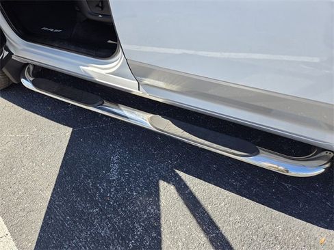 Used 2017 RAM 1500 Laramie image 22